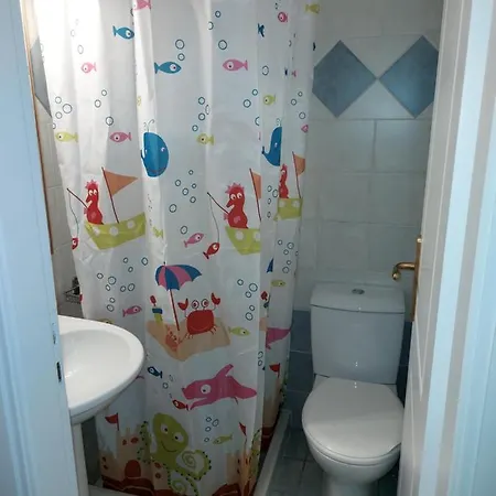 Adler 5 Cozy Downtown Studio Apartment